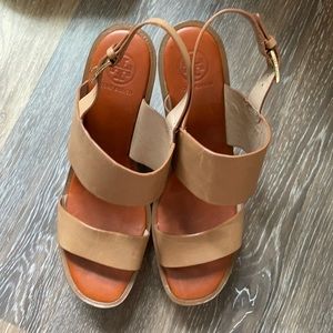 Tory Burch platform Sandel - 3 inch heel